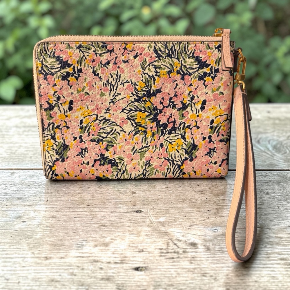 Tory Burch Britten Large Zip Pouch Wristlet (A687) - Picture 3 of 10
